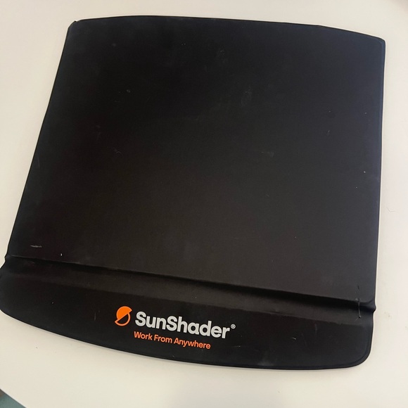 3/$10 🏷️ Sunshader Medium - Picture 8 of 9